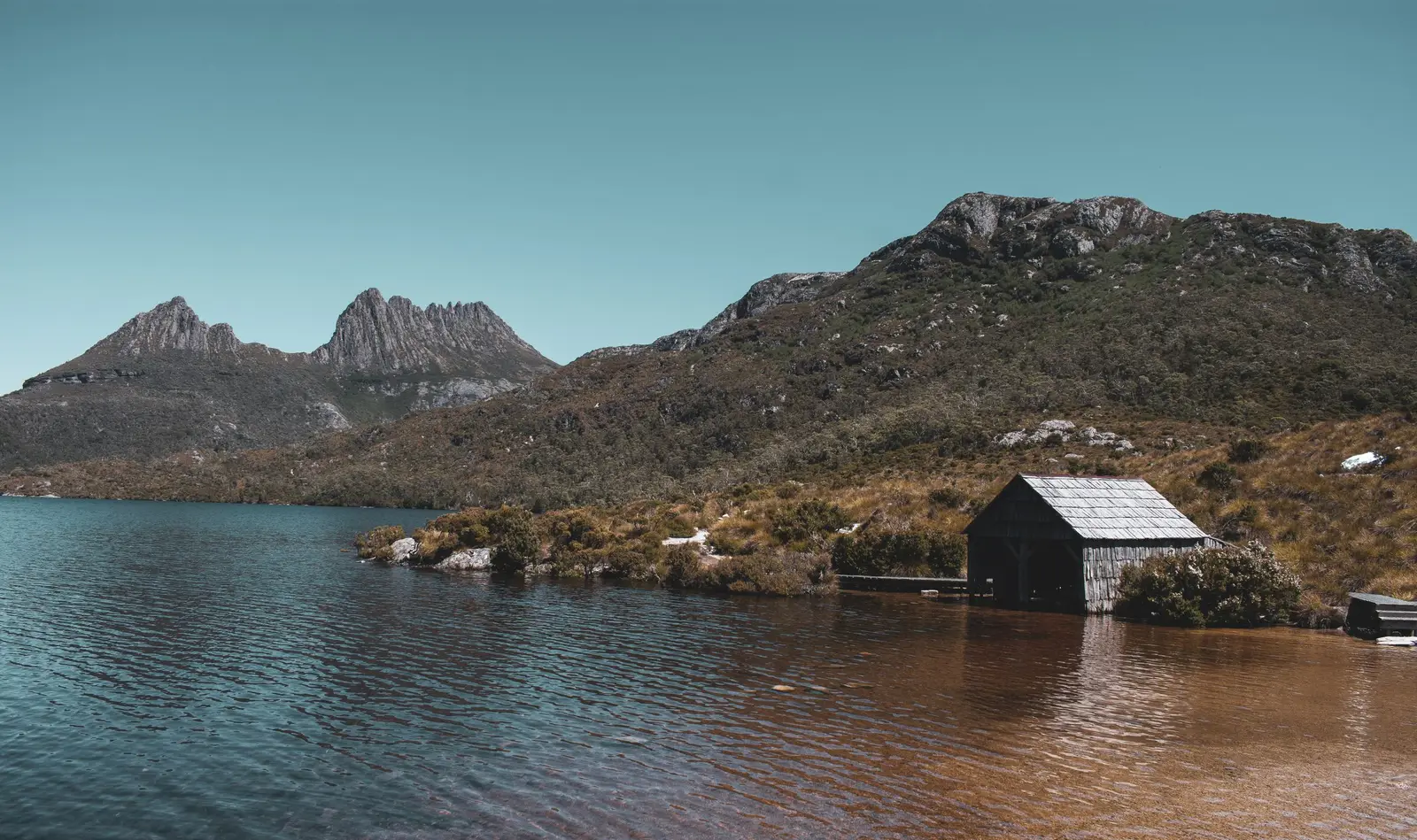 A Tasmanian lake and mountain landscape
