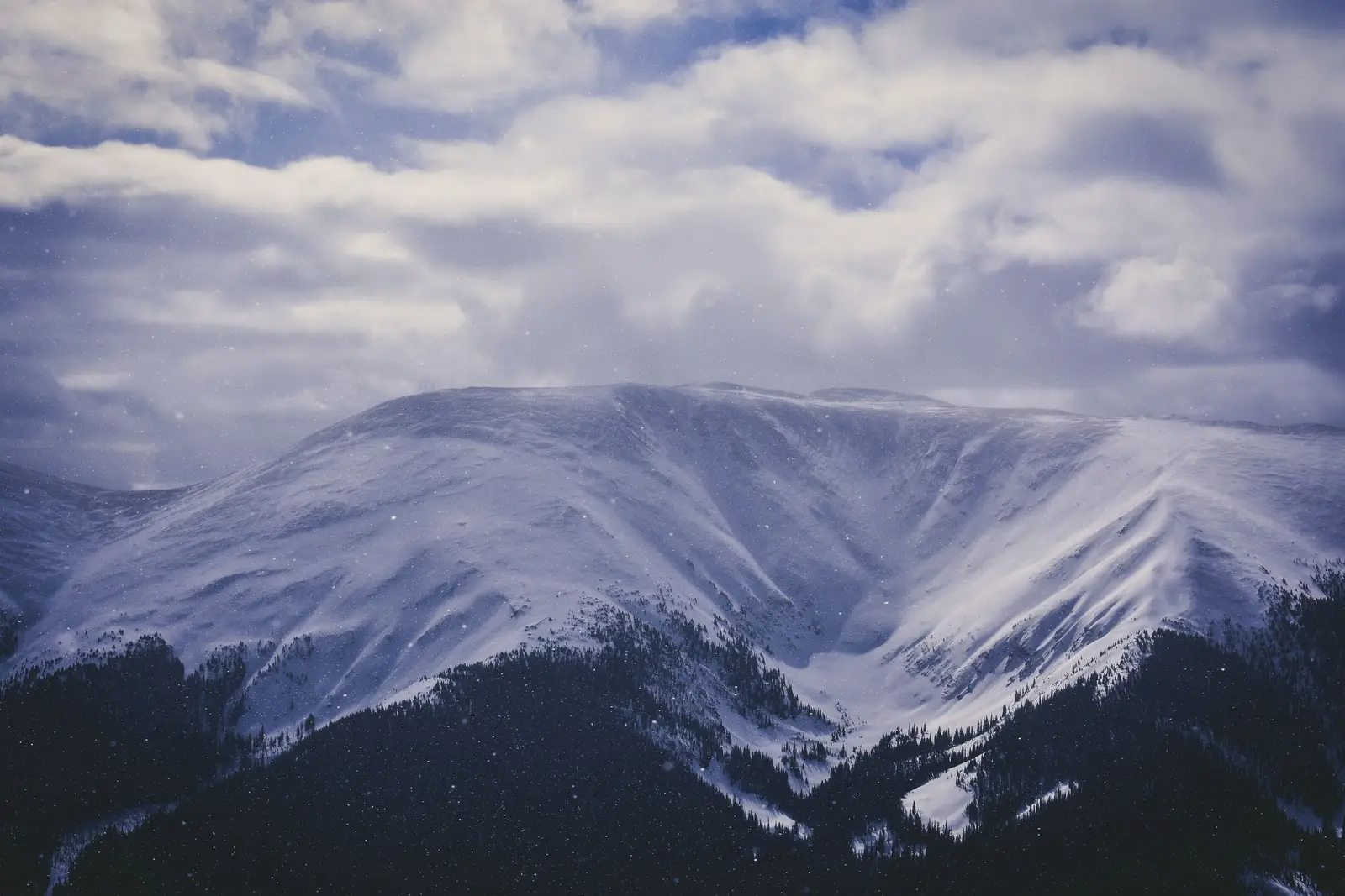 Snow-covered peaks in the Australian Alps