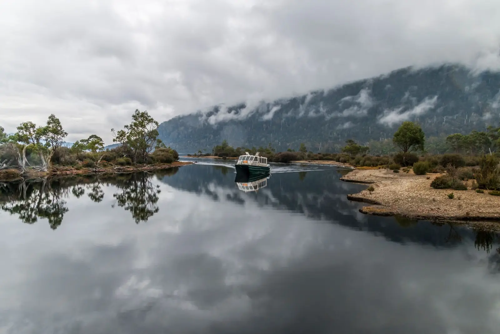 A Tasmanian lake and mountain landscape